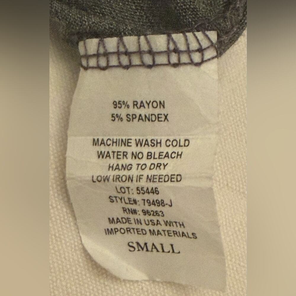 Livi by Olivia Ray Charcoal Knot-Front Tee Size S NWT - Picture 8 of 12